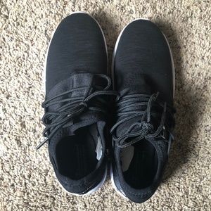 Champion Tennis Shoes